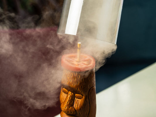 Ahumado en Coctelería (Parte 4 de 8): Guía de maderas y aromáticos